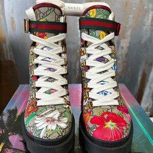 Gucci Women's Floral Combat Boots- Tan, Red, Green